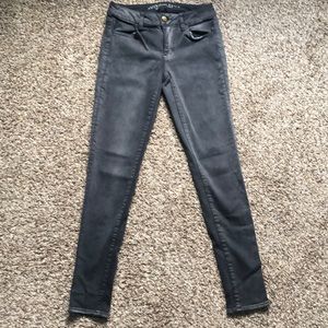 American Eagle. Jegging. Grey wash. Stretchy. Size:2